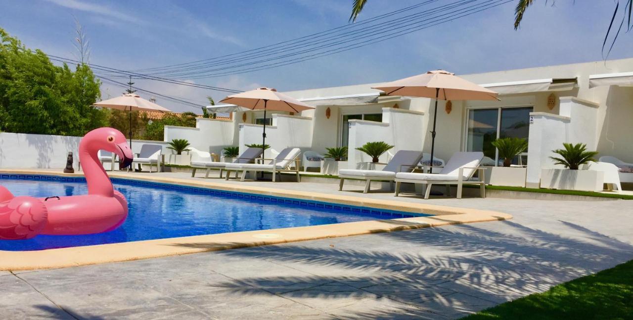 Finca Pura, Clothing Optional Guestrooms 埃尔切 外观 照片